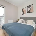 Spacious With Parking & Balcony By Renters Apartment