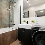 Spacious With Parking & Balcony By Renters * Lodz