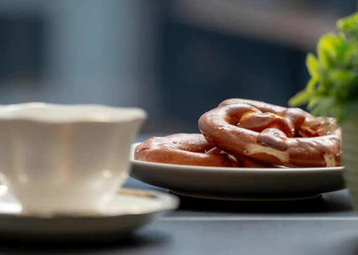 Spacious With Parking & Balcony By Renters Łódź